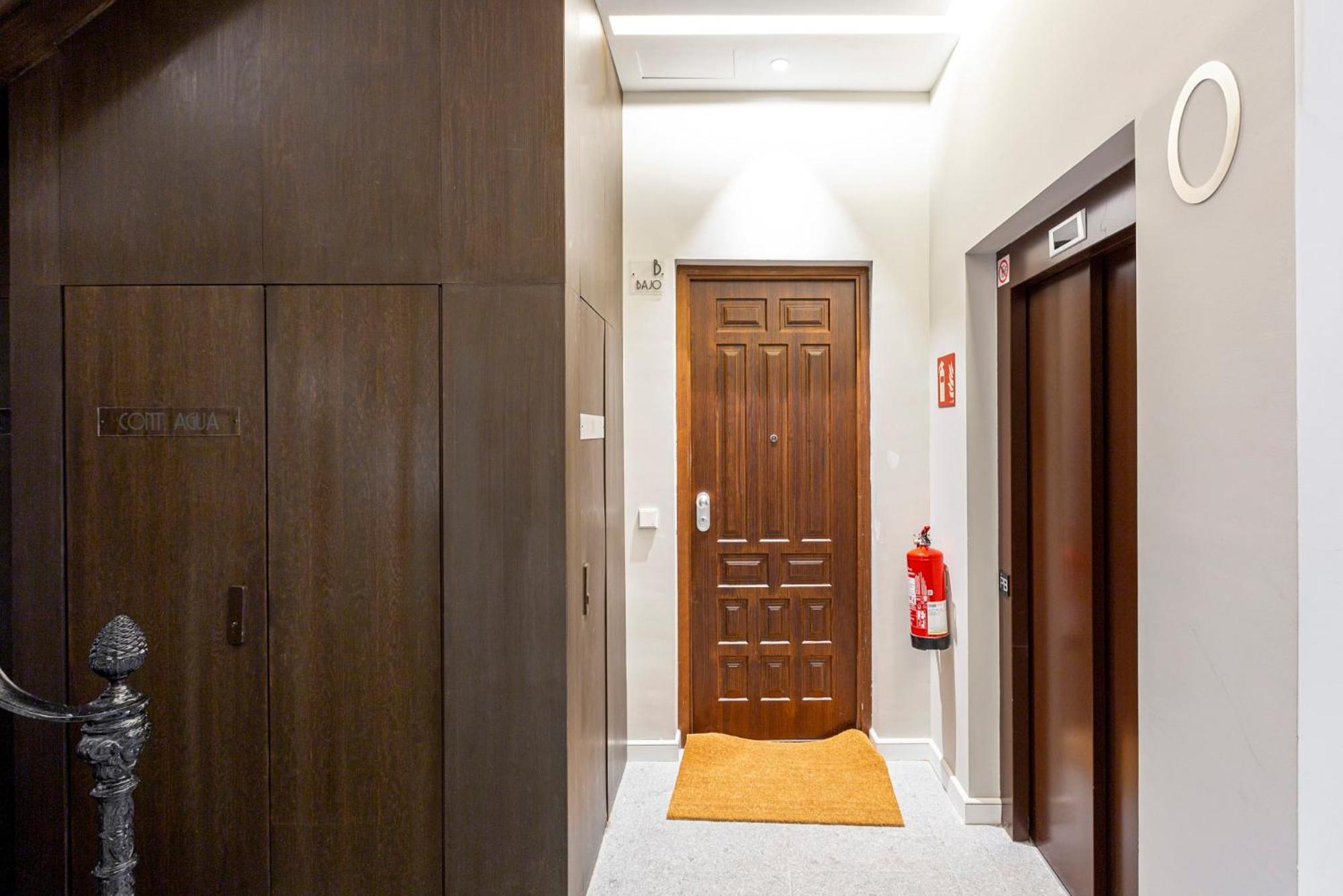 Palafox Apartment Madrid Exterior foto